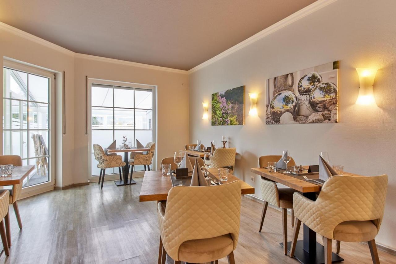 Moselhotel Weinhaus Simon 'Sauna'Restaurant'Eladesaeule Винтрих Экстерьер фото