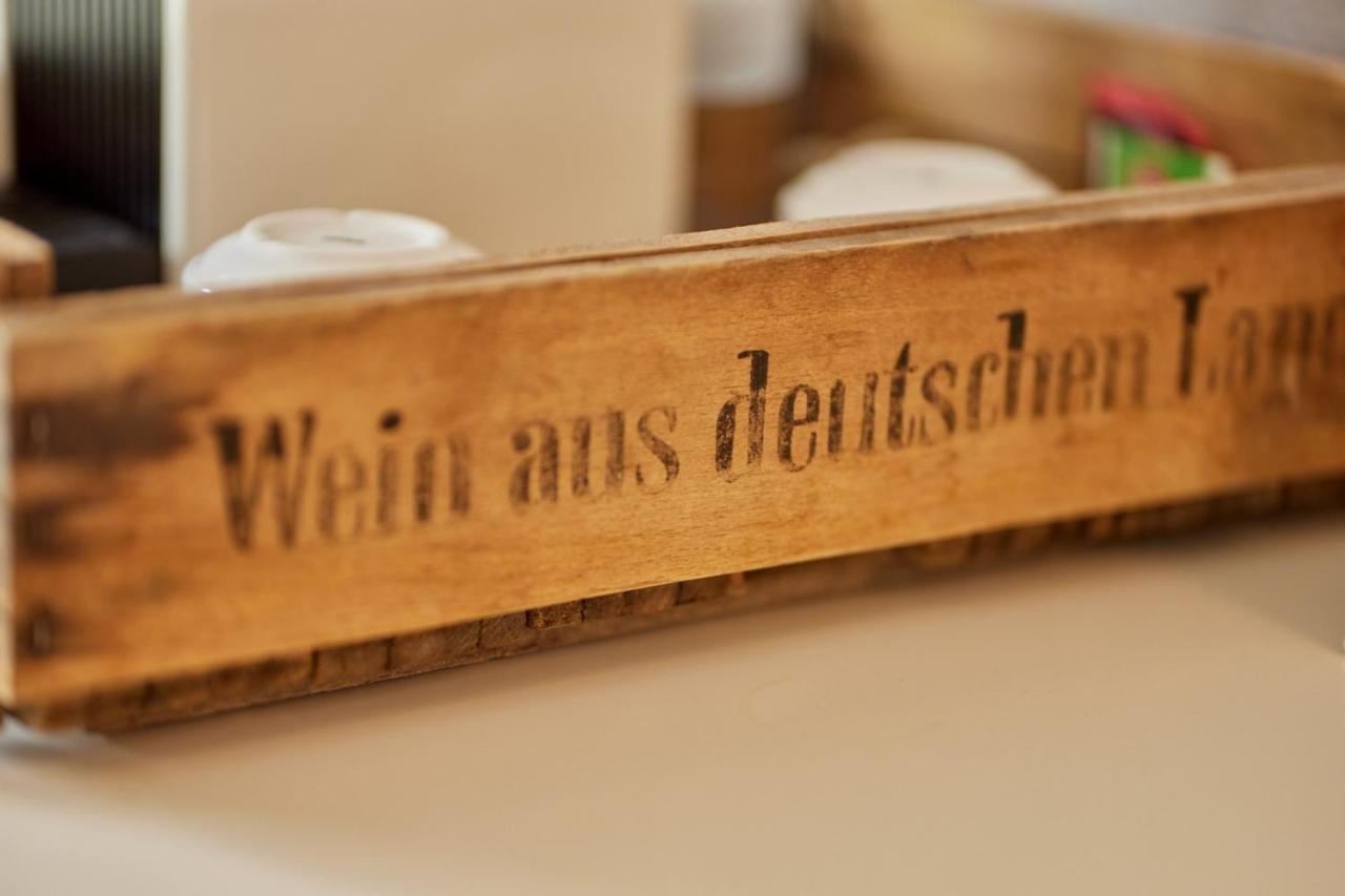 Moselhotel Weinhaus Simon 'Sauna'Restaurant'Eladesaeule Винтрих Экстерьер фото