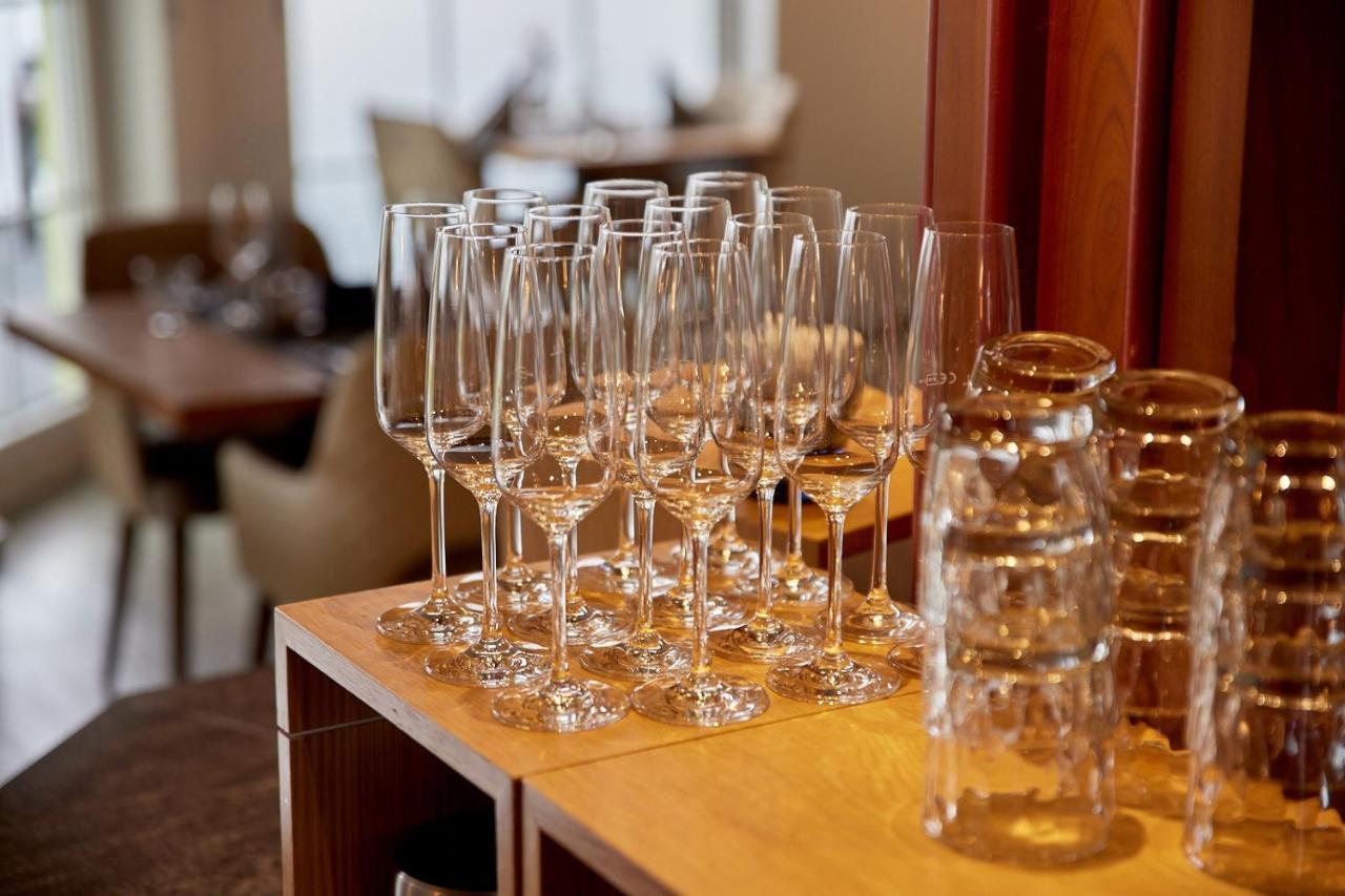 Moselhotel Weinhaus Simon 'Sauna'Restaurant'Eladesaeule Винтрих Экстерьер фото